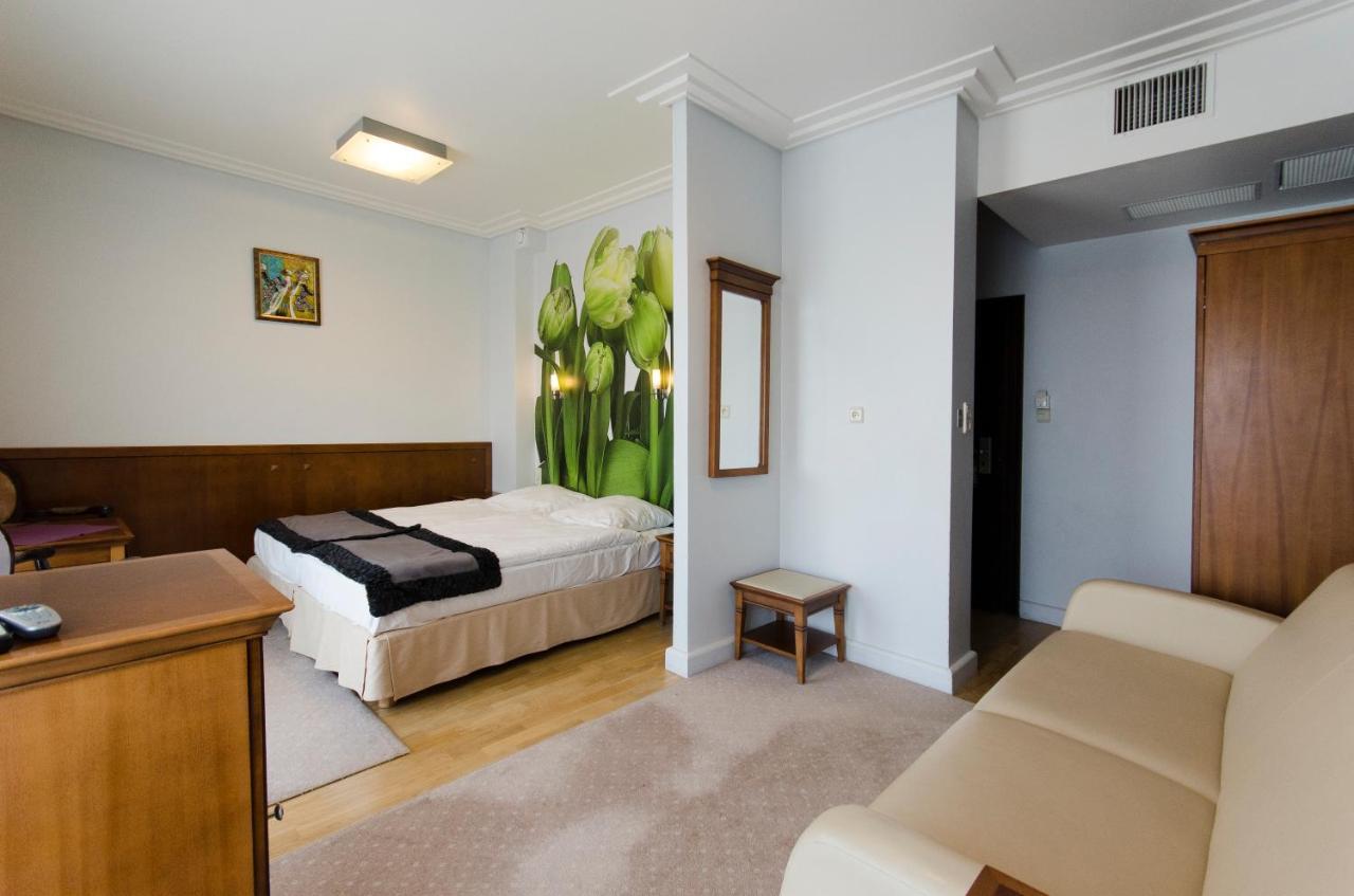 Hotel Apollo Darlowko Eksteriør bilde